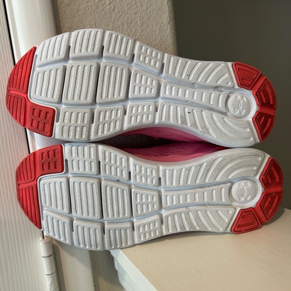 Under Armour Girls GS Charged Impulse Sneaker Pink Rose Youth 6Y (3022940) - Picture 6 of 9